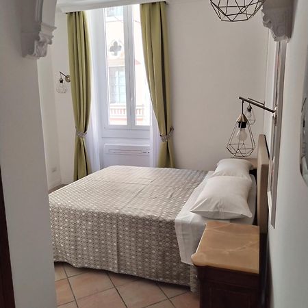 רומא B&B L'Esquilina מראה חיצוני תמונה